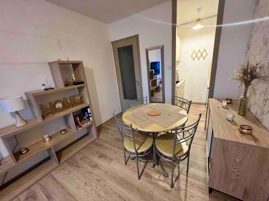 Appartement A 100 M De La Plage St Hilaire De Riez Les Becs Saint-Hilaire-de-Riez Bagian luar foto