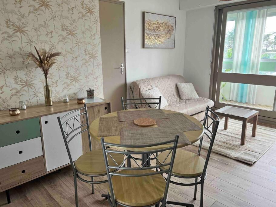 Appartement A 100 M De La Plage St Hilaire De Riez Les Becs Saint-Hilaire-de-Riez Bagian luar foto