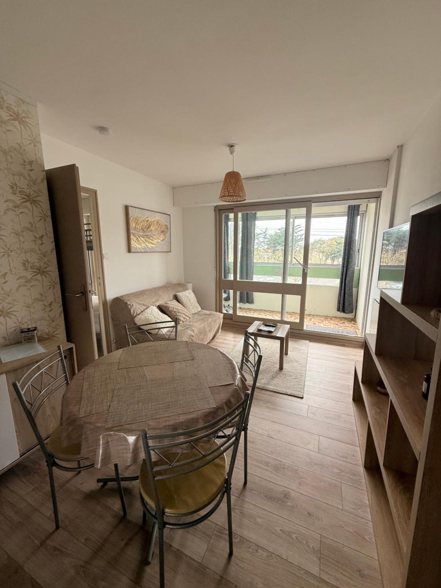 Appartement A 100 M De La Plage St Hilaire De Riez Les Becs Saint-Hilaire-de-Riez Bagian luar foto